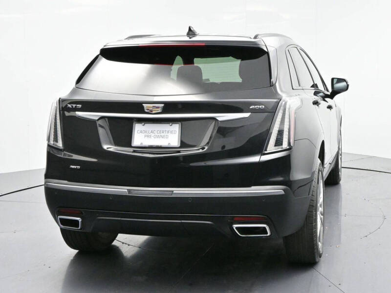 2022 Cadillac XT5 Sport