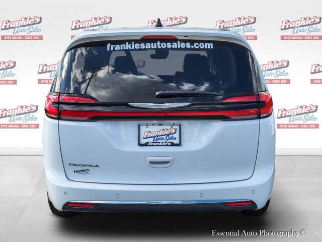 2023 Chrysler Pacifica Touring L