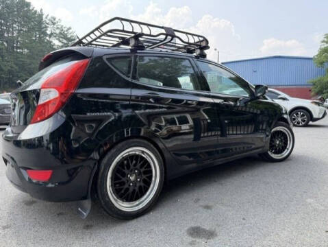 2013 Hyundai Accent SE