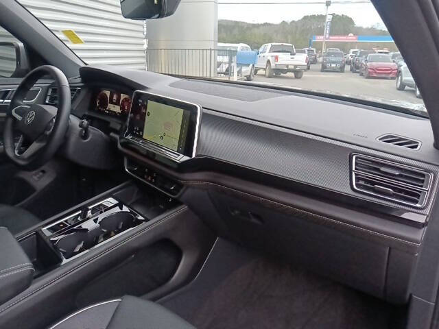 2024 Volkswagen Atlas Cross Sport SEL Premium R-Line 4Motion