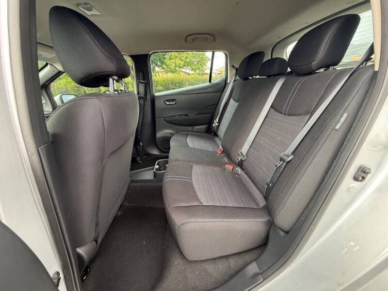 2023 Nissan LEAF S