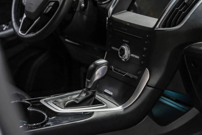 2018 Ford Edge Titanium