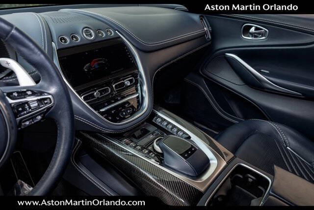 2021 Aston Martin DBX