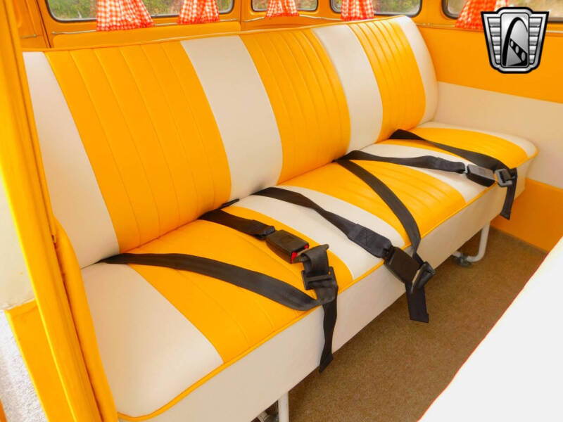 1975 Volkswagen Type 2