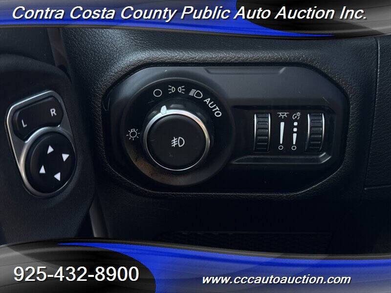 2021 Jeep Wrangler Unlimited Sahara Altitude