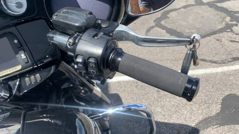 2017 Harley-Davidson Street Glide Special