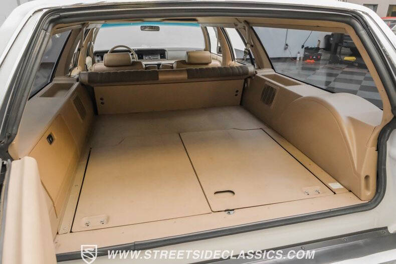 1990 Ford LTD Crown Victoria