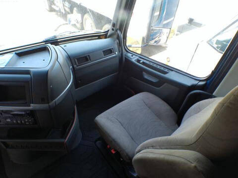 2023 Volvo VNL