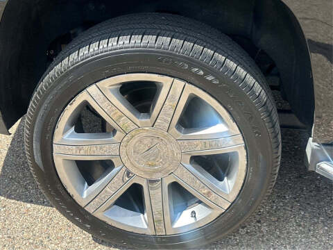 2018 Cadillac Escalade Luxury