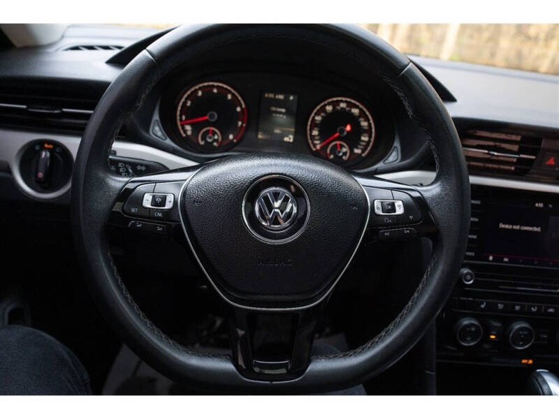 2021 Volkswagen Passat SE