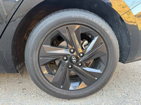 2021 Hyundai Elantra SEL