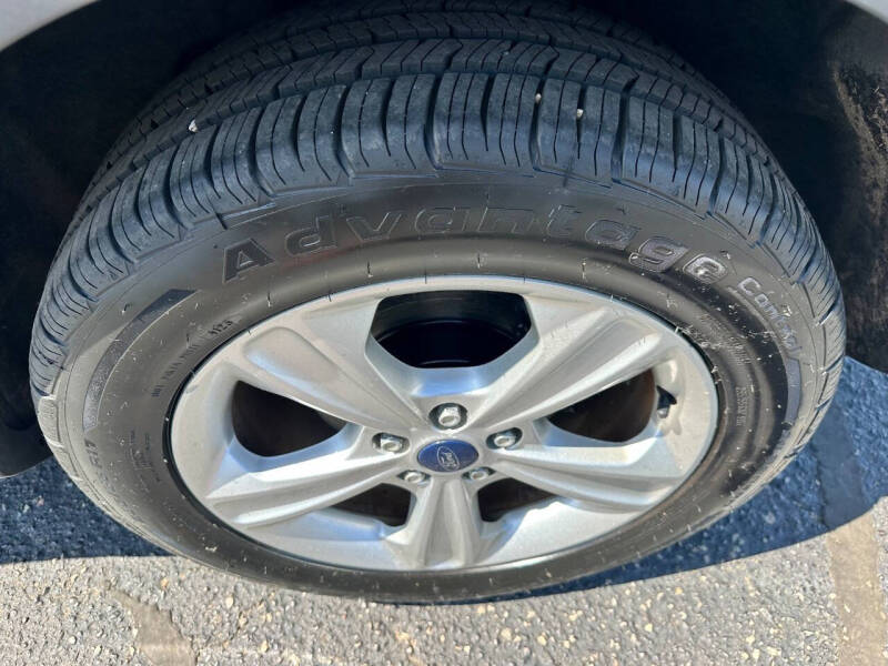 2015 Ford Escape SE