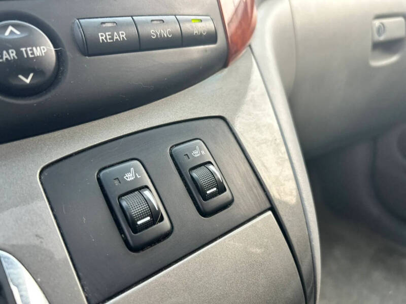 2008 Toyota Sienna