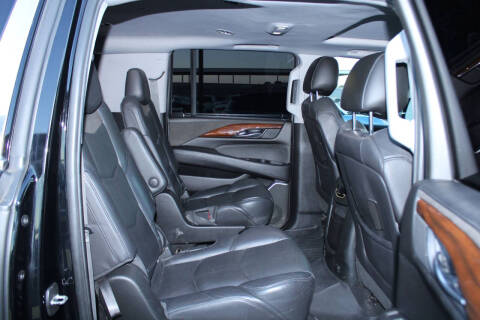 2018 Cadillac Escalade ESV Luxury