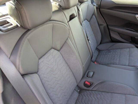 2023 Audi e-tron GT quattro Premium Plus