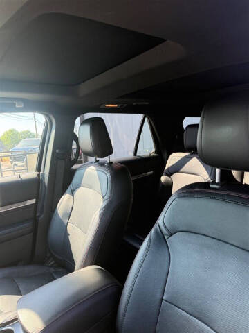 2018 Ford Explorer Sport