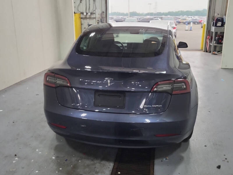 2022 Tesla Model 3 Long Range