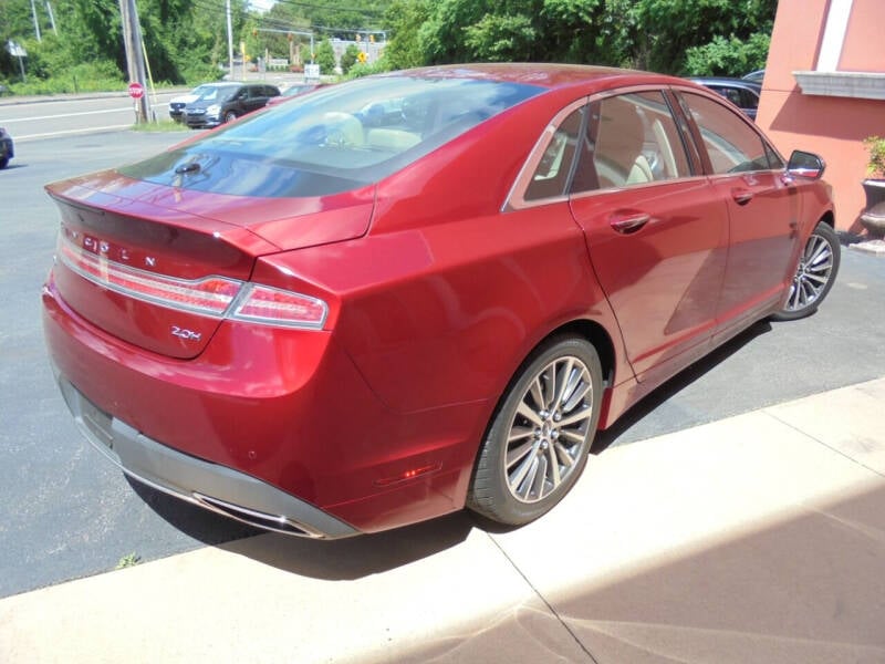 2018 Lincoln MKZ Select photo 20