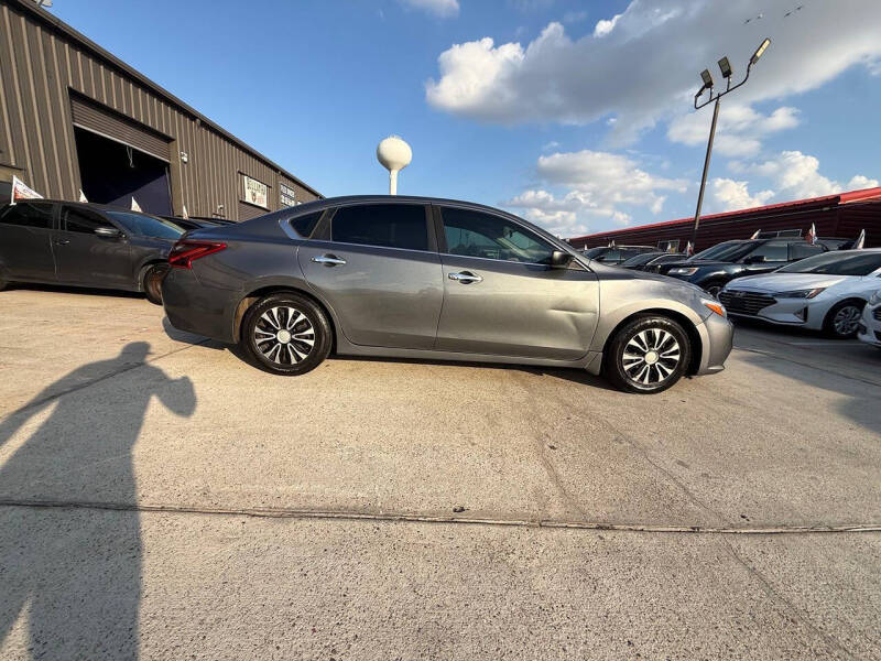 2017 Nissan Altima 2.5 SV