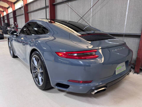 2017 Porsche 911 Carrera