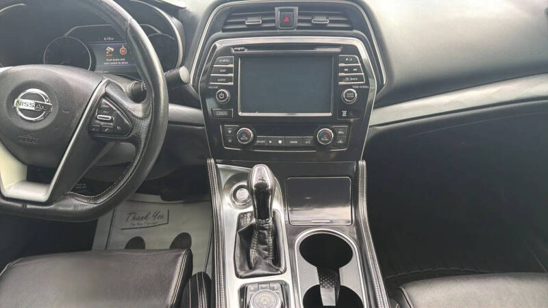 2016 Nissan Maxima