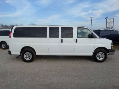 2012 Chevrolet Express Passenger for sale at AUTO FLEET REMARKETING, INC. in Van Alstyne TX