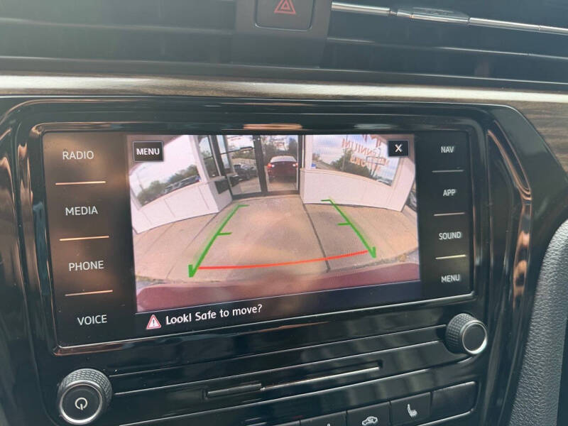 2022 Volkswagen Passat Limited Edition