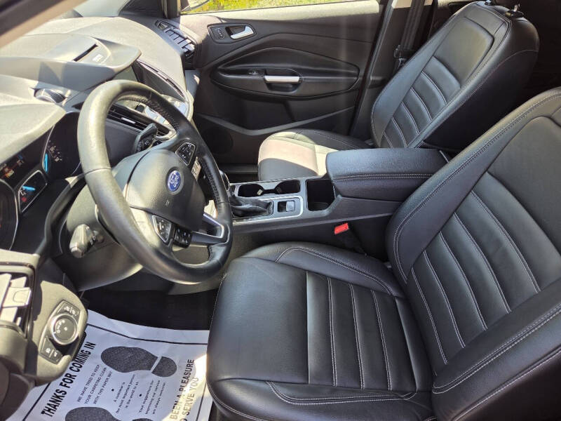 2017 Ford Escape Titanium