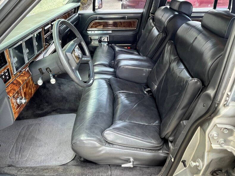 1984 Lincoln Town Car