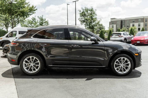 2022 Porsche Macan