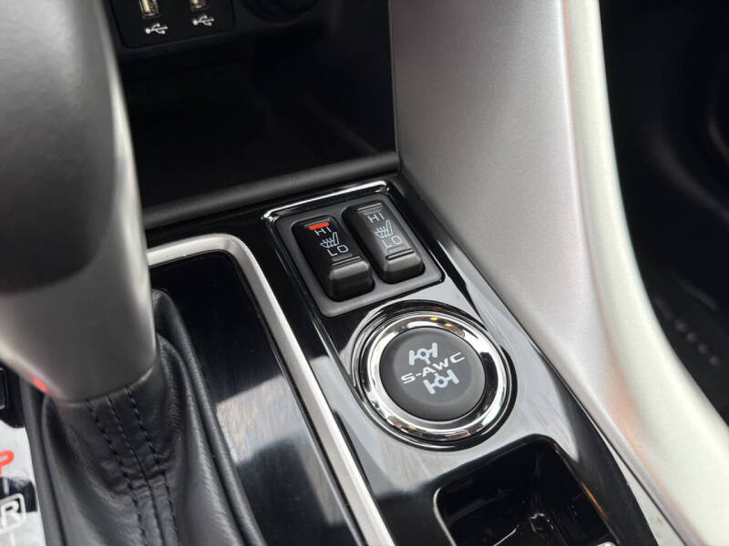 2025 Mitsubishi Eclipse Cross SE