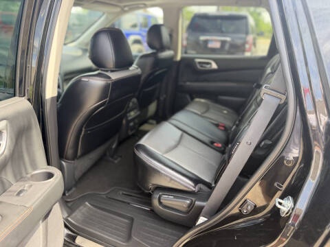 2020 Nissan Pathfinder SL