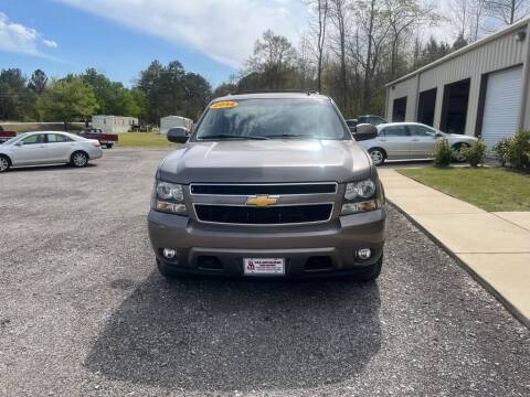 2014 Chevrolet Tahoe for sale at B & B AUTO SALES INC in Odenville AL