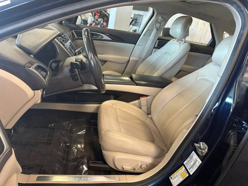 2017 Lincoln MKZ Reserve