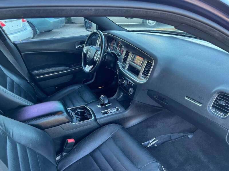 2014 Dodge Charger SE