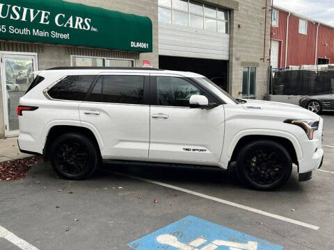 2025 Toyota Sequoia SR5