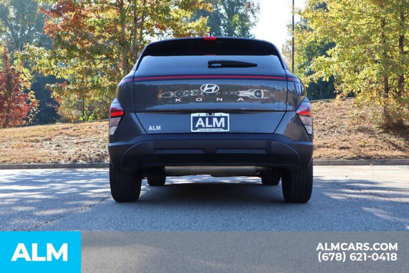 2025 Hyundai Kona SEL