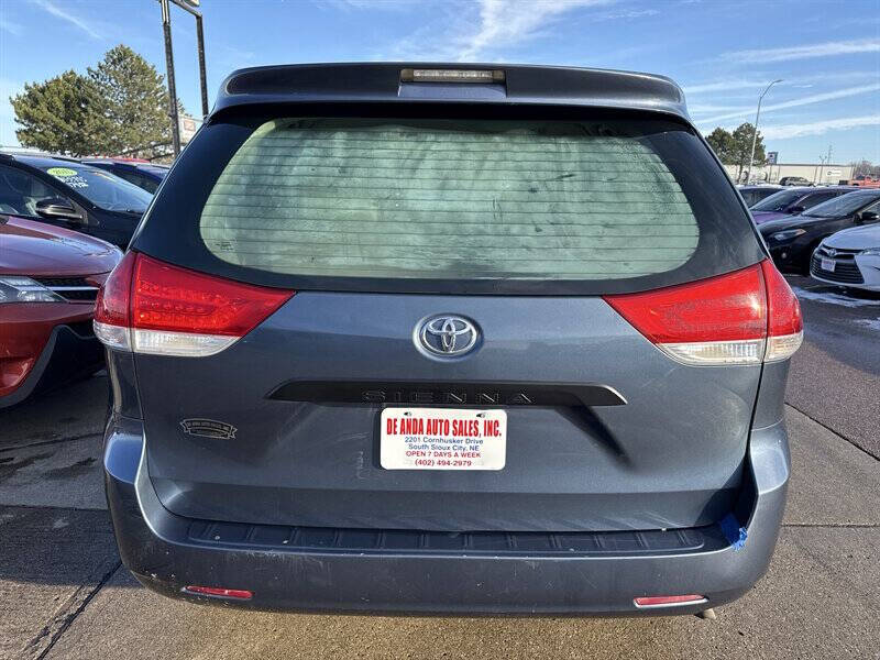 2014 Toyota Sienna L 7-Passenger
