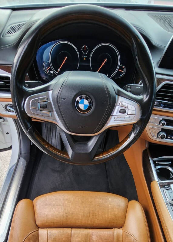 2016 BMW 7 Series 740i