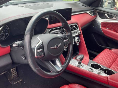 2023 Genesis G70