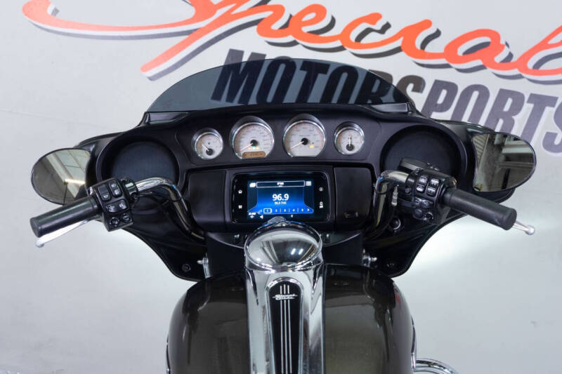 2021 Harley-Davidson Street Glide