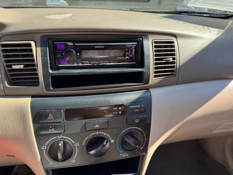 2006 Toyota Corolla LE