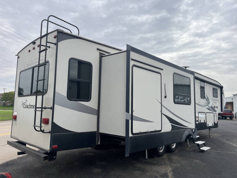 2018 CHAPARREL COACHMEN