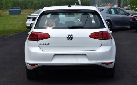 2016 Volkswagen e-Golf SE