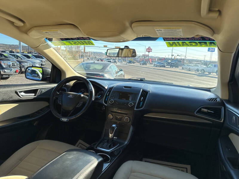 2017 Ford Edge SE