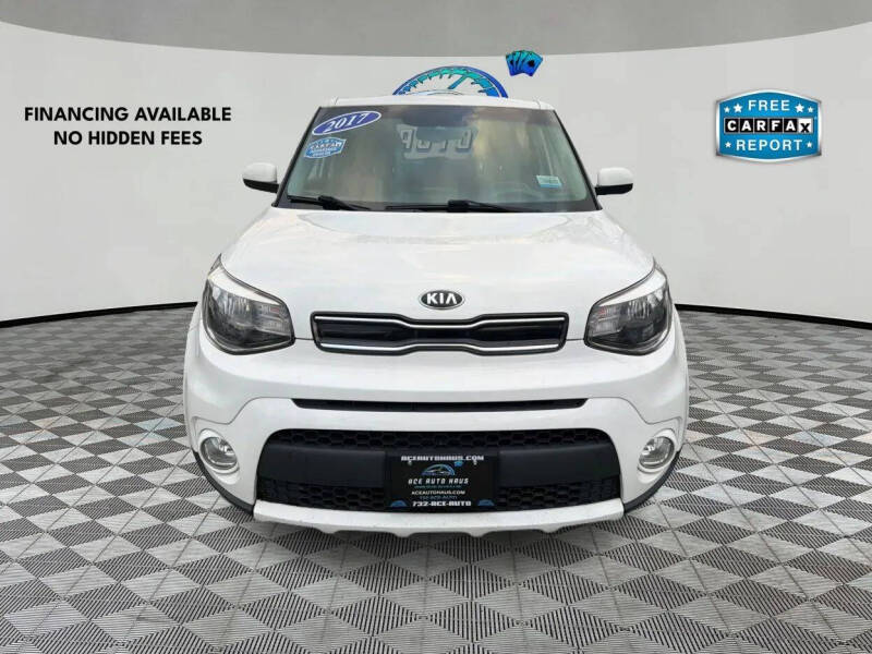 2017 Kia Soul +