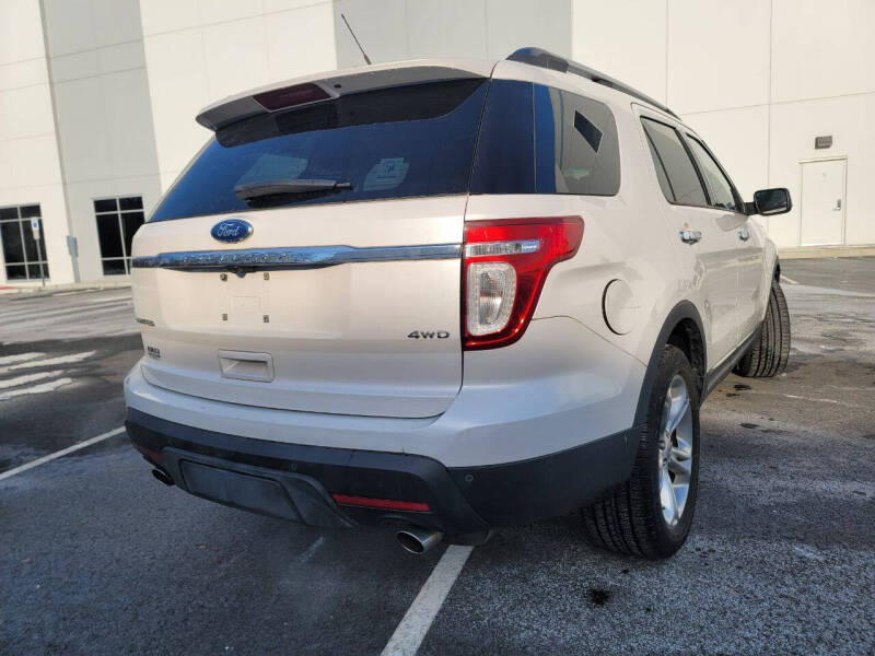 2011 Ford Explorer Limited