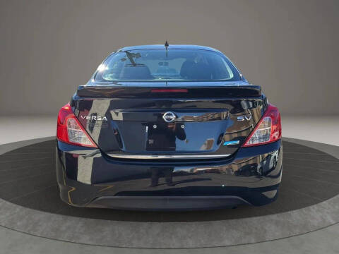 2015 Nissan Versa 1.6 S