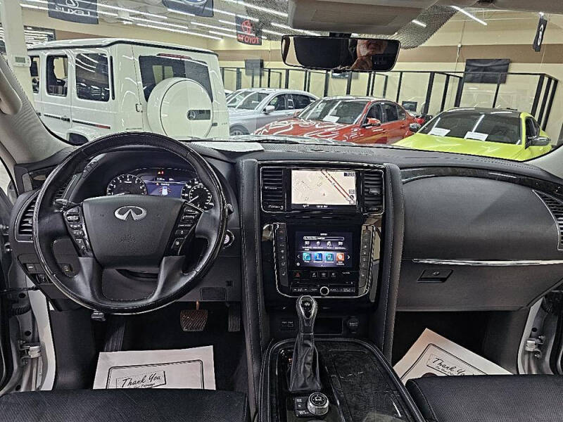 2021 Infiniti QX80 Luxe