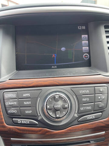 2017 Nissan Pathfinder Platinum